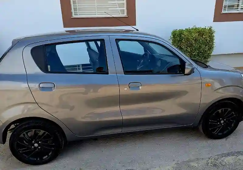 Suzuki Celerio Essence 2024 - Vue 2