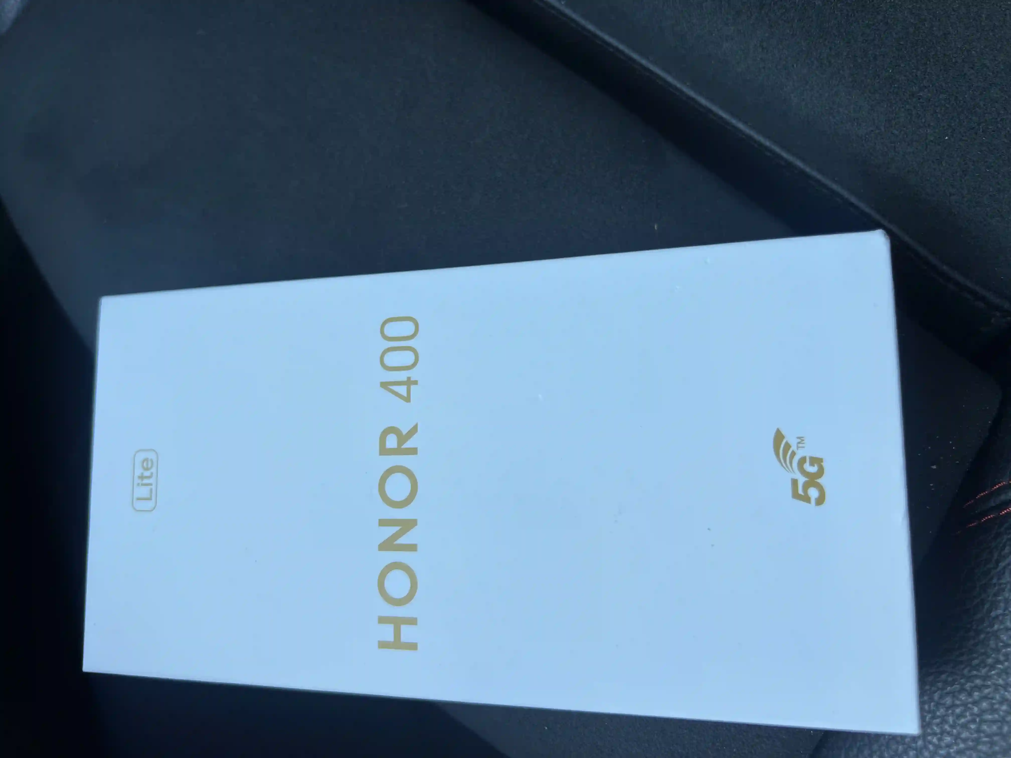 Honor 400 5g Neuf à Le Bardo - Vue 1