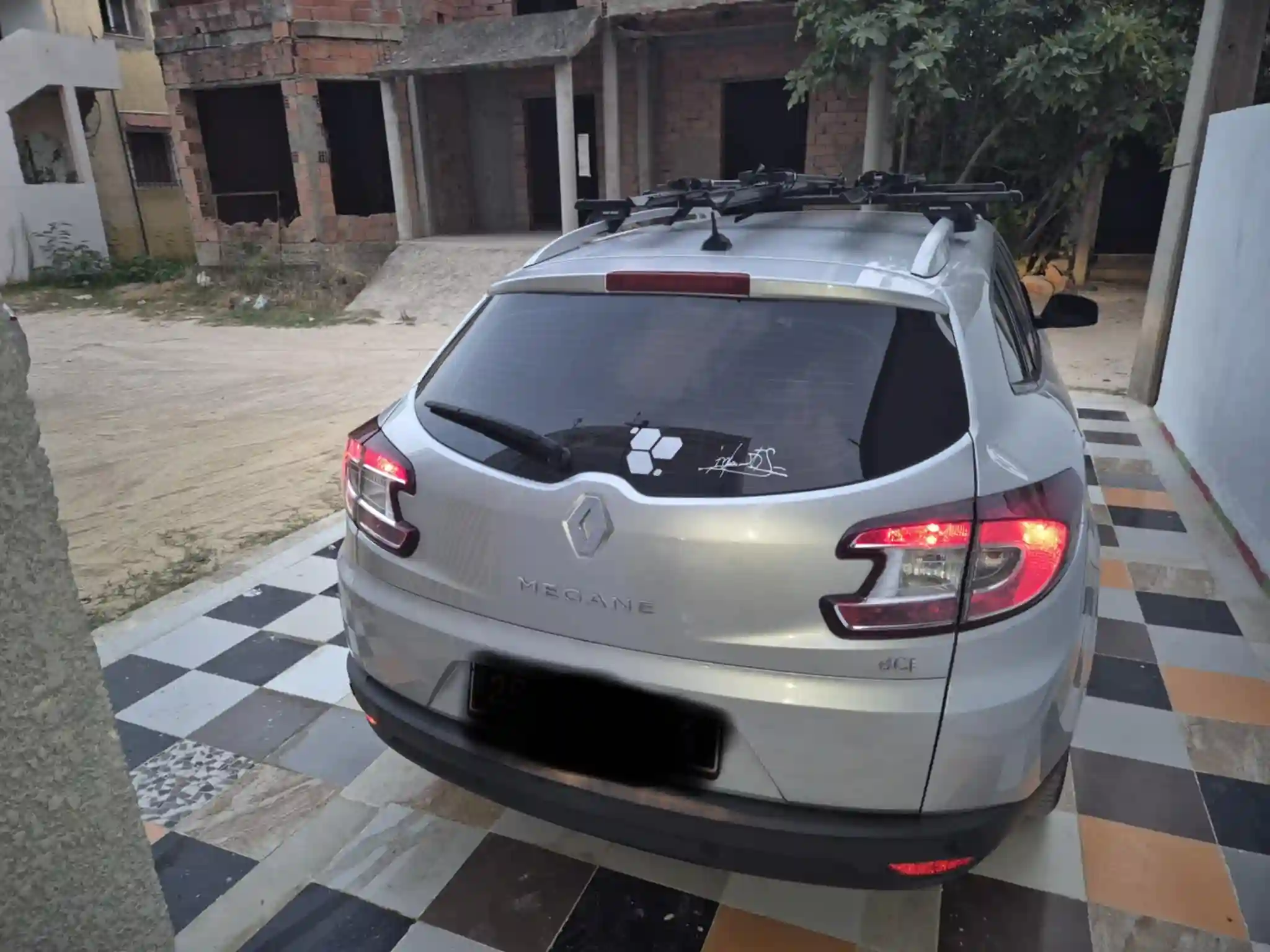 Megane 3 Phase 3 à Jendouba - Vue 1