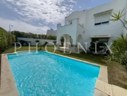 Villa S3 Avec Piscine à Gammarth