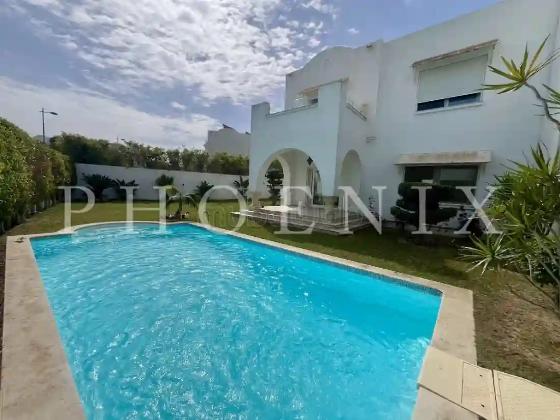 Villa S3 Avec Piscine à Gammarth