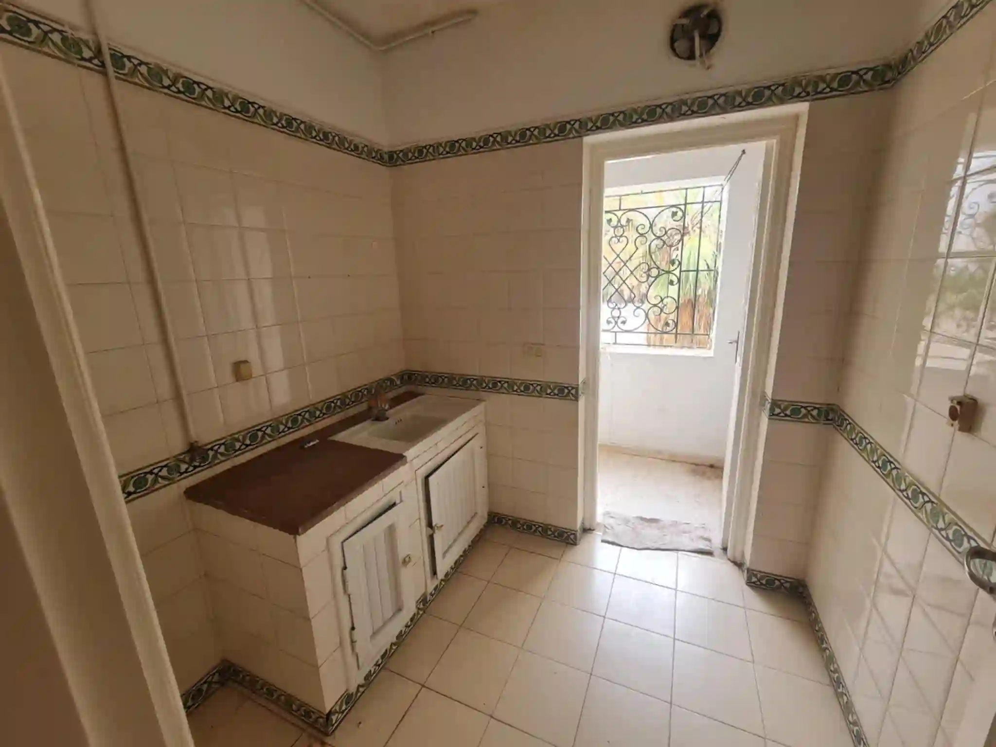 Hall Plus 2 a el Manar 1 Wb836 à El Manar 1