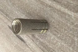 Cheville Métallique de 12 à El Mourouj