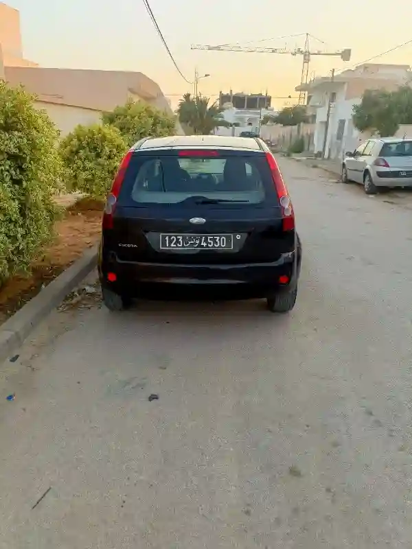 Ford Fiesta Essence 2006 - Vue 3