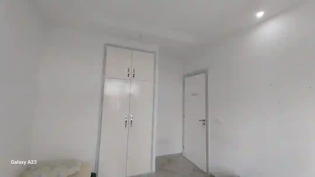 Un Appartement s Plus 3 au rdc à El Mourouj