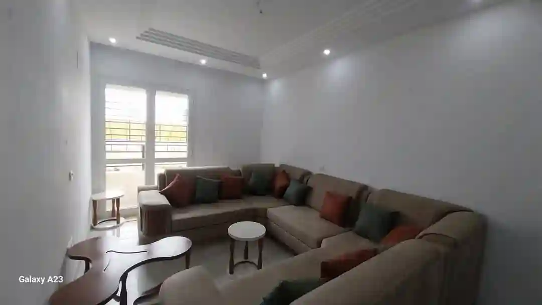 Un Appartement s Plus 3 au rdc à El Mourouj - Vue 2
