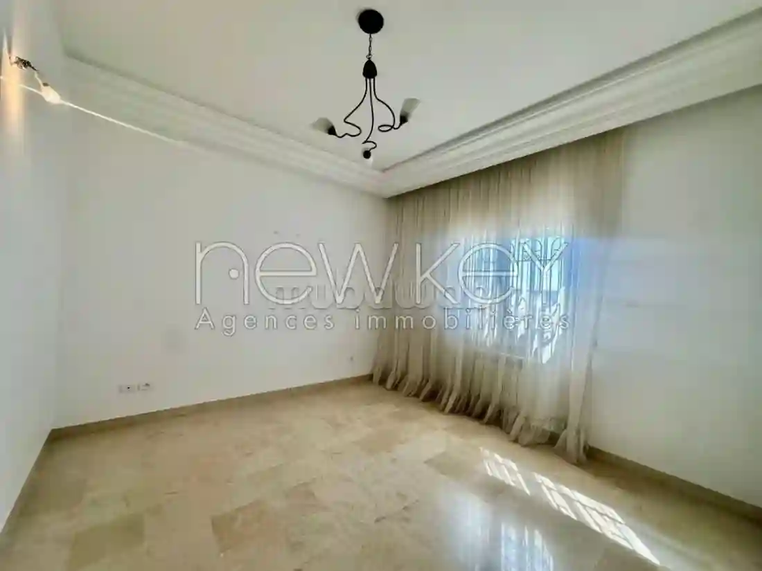 Appartement S3 à Louer à L'aouina - Vue 1