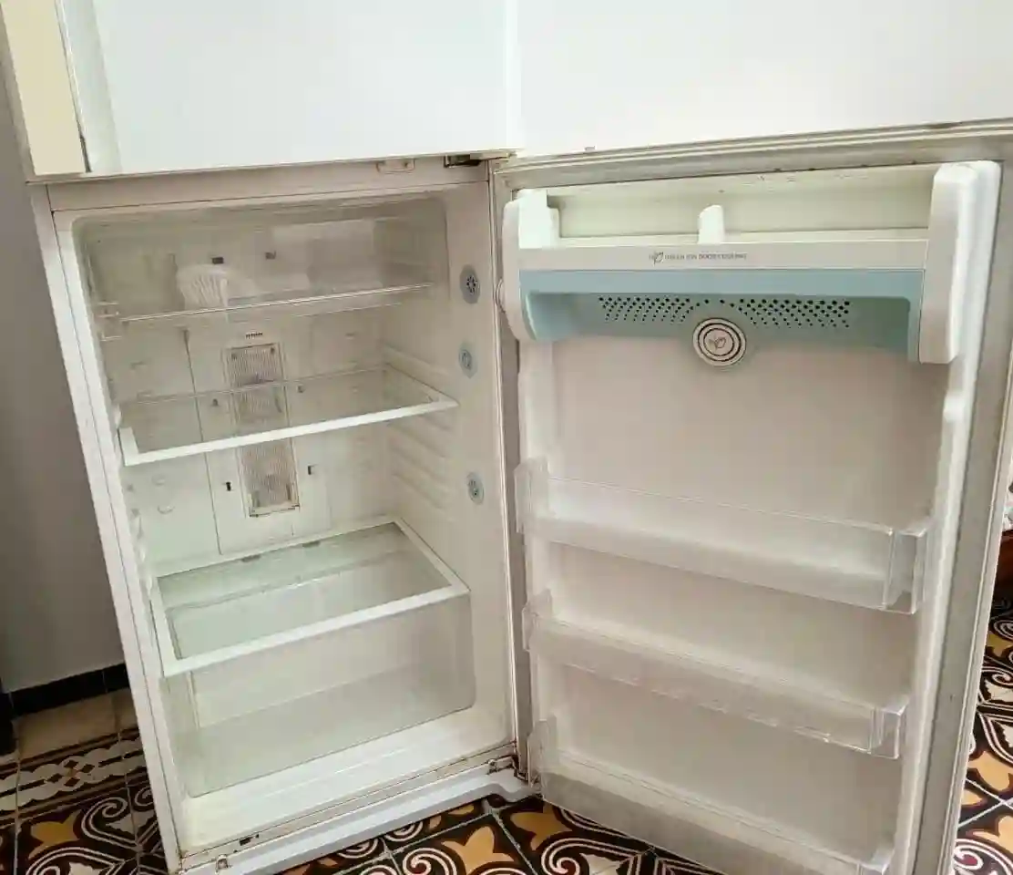 Réfrigérateur lg Très bon État à Mannouba - Vue 1