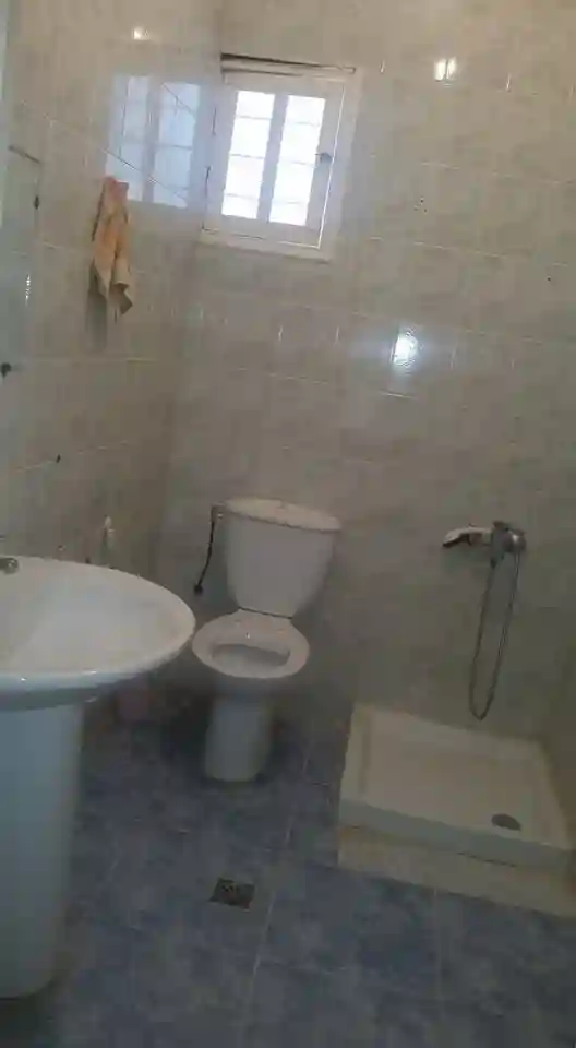 A Saisir des Appartements à Cite Bir Ezzaarour - Vue 2