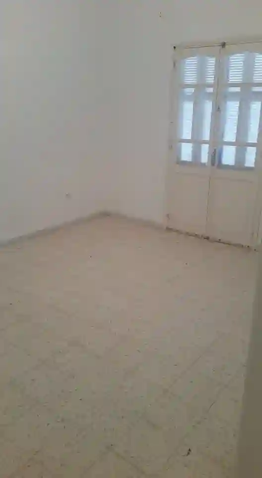 A Saisir des Appartements à Cite Bir Ezzaarour - Vue 3