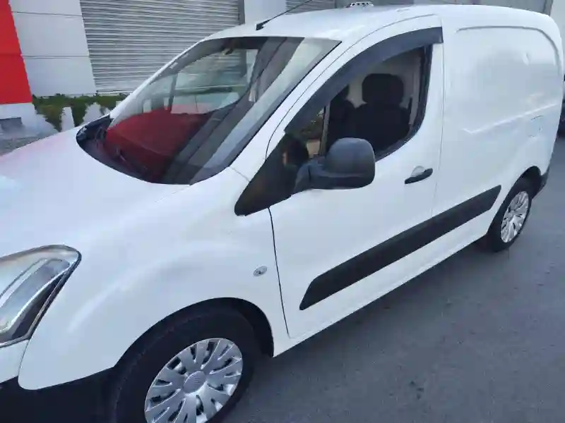 Citroen Berlingo Diesel 2014 - Vue 4