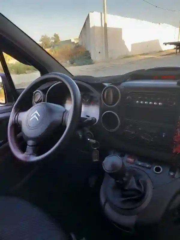 Citroen Berlingo Diesel 2014 - Vue 6