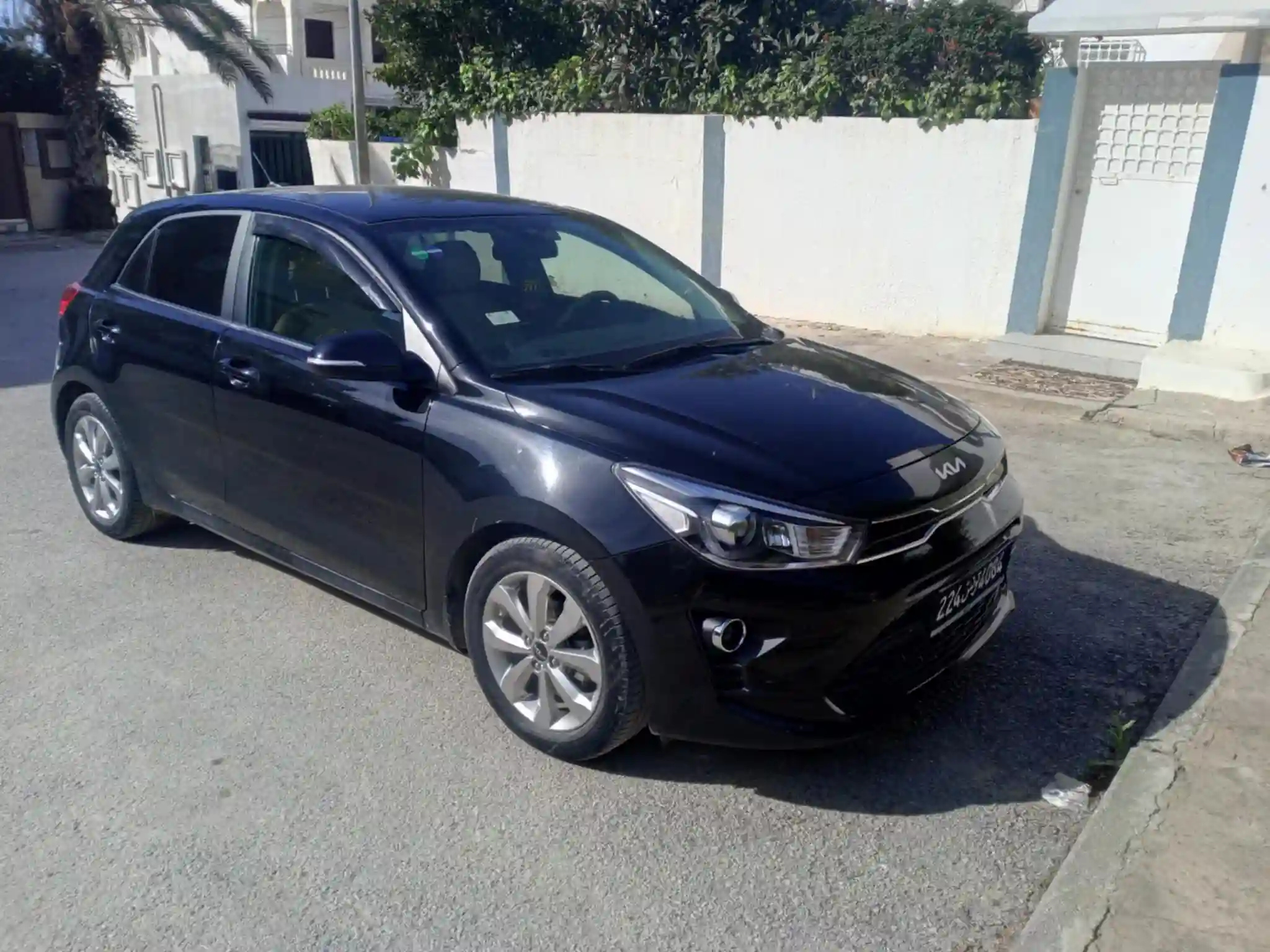 Kia rio Prestige à Ben Arous - Vue 4