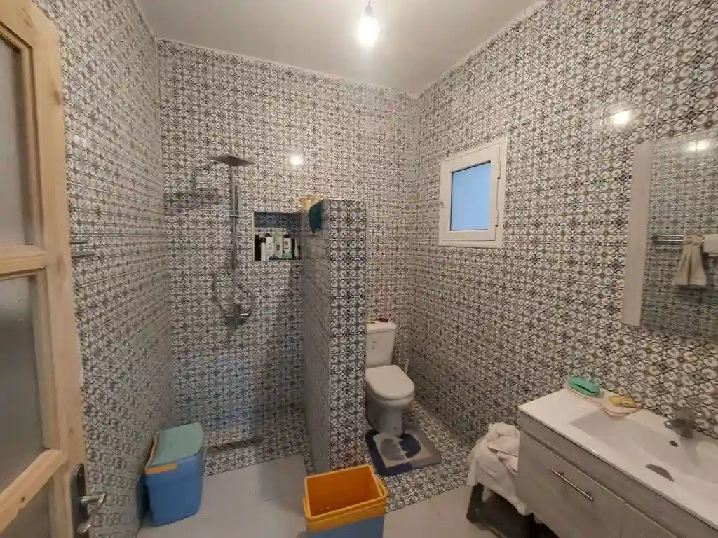 À Vendre Maison r+1 Récemment Construite à Fouchena Avec Rezde - Vue 1
