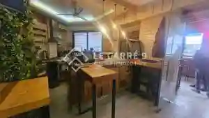 Un fc D'une Cafétéria à Cité les Palmeraies à El Aouina - Vue 1
