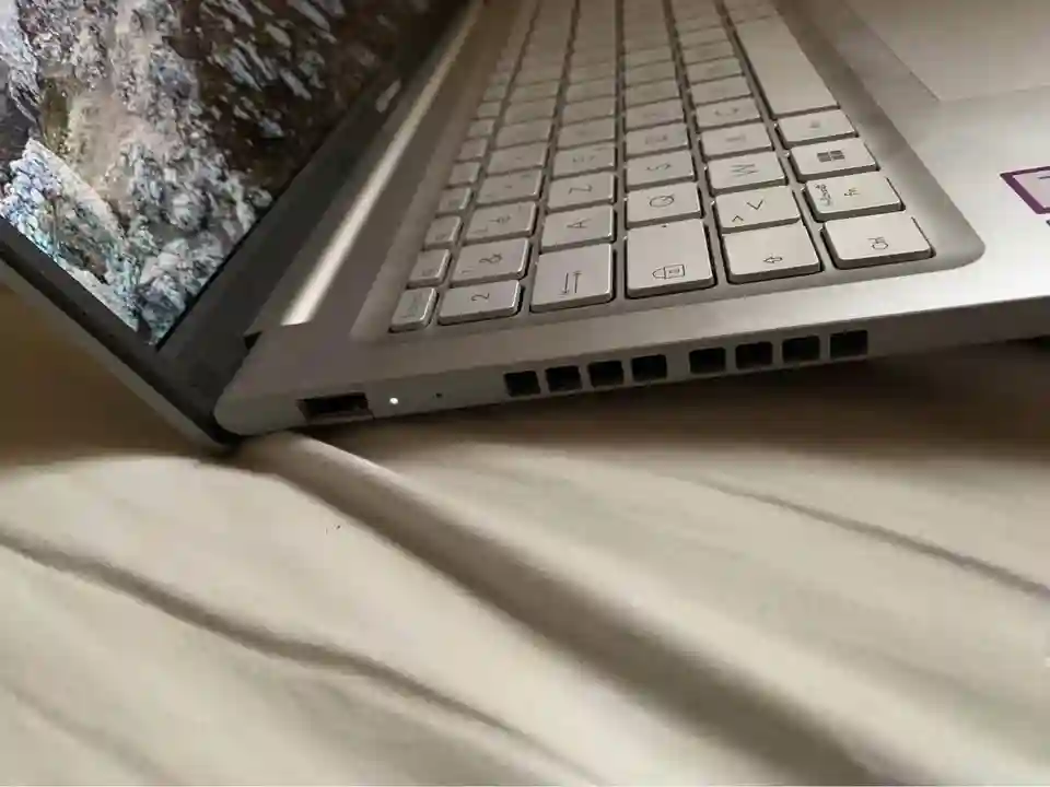 Pc Portable Asus Vivobook16 à Nouvelle Medina - Vue 3