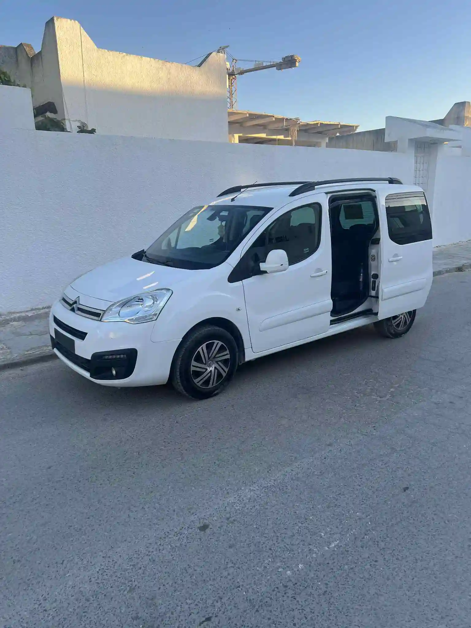 Citroen Berlingo 5 Places à Cite El Ghazala 1 - Vue 1