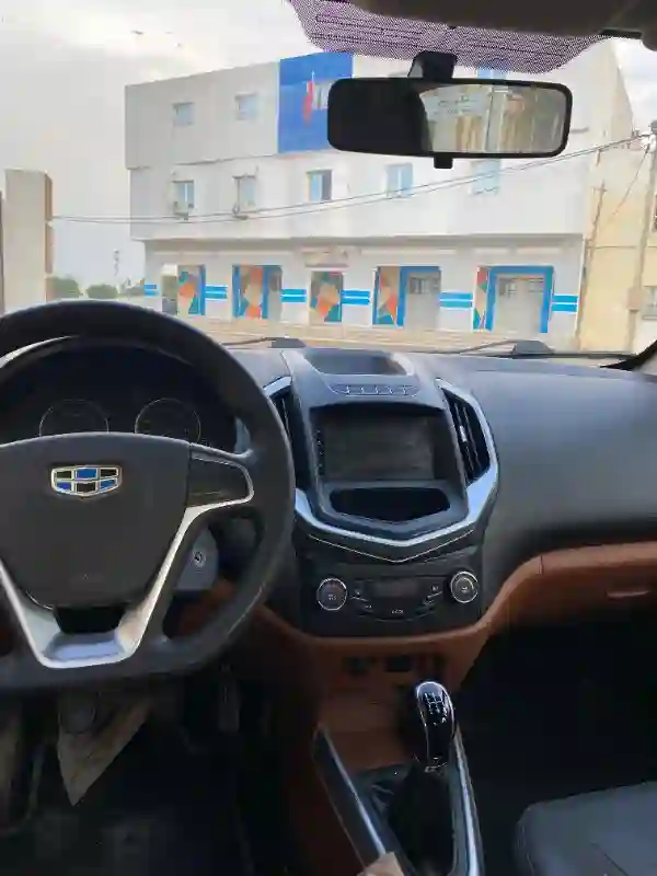 Geely GC6 2020