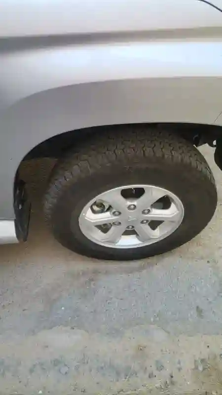 Mitsubishi L200 4x4 Diesel - Vue 6