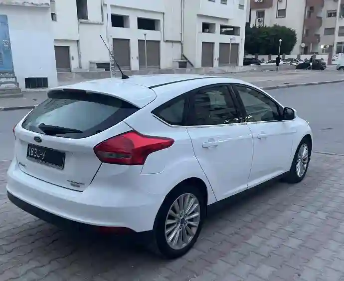 Ford Focus Titanium Ecoboost Tel 28 403 410 - Vue 2