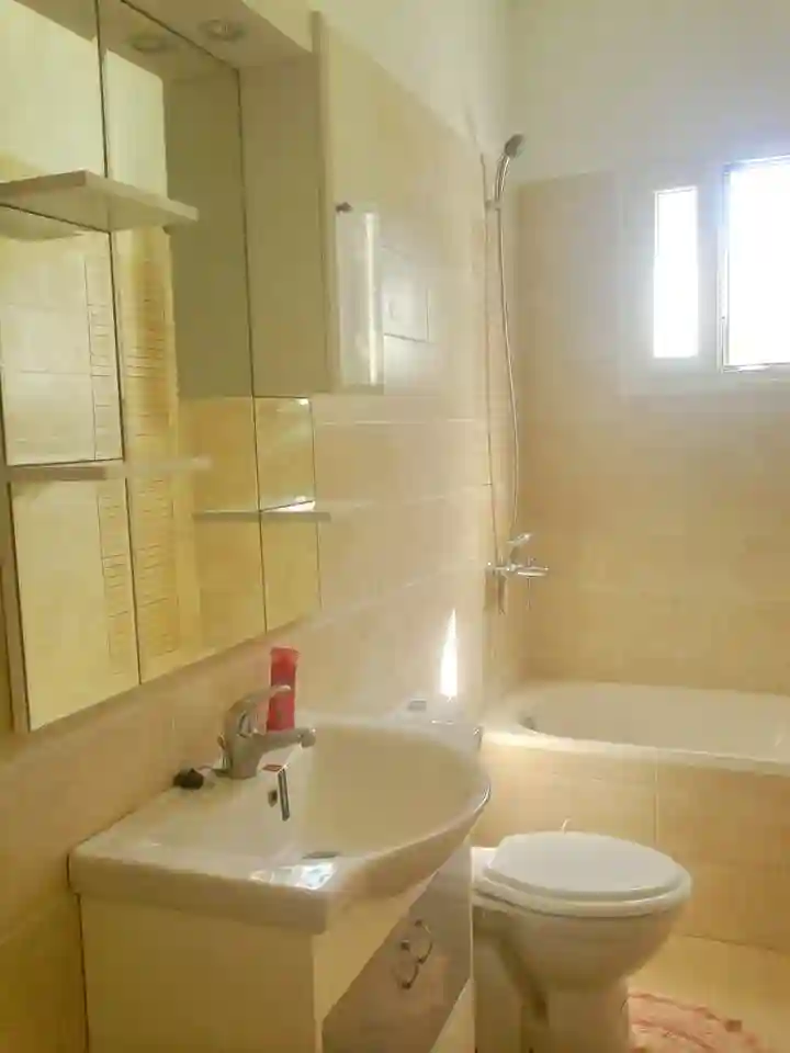 Luxueux s2 Meublé par Semaine à La Soukra - Vue 1