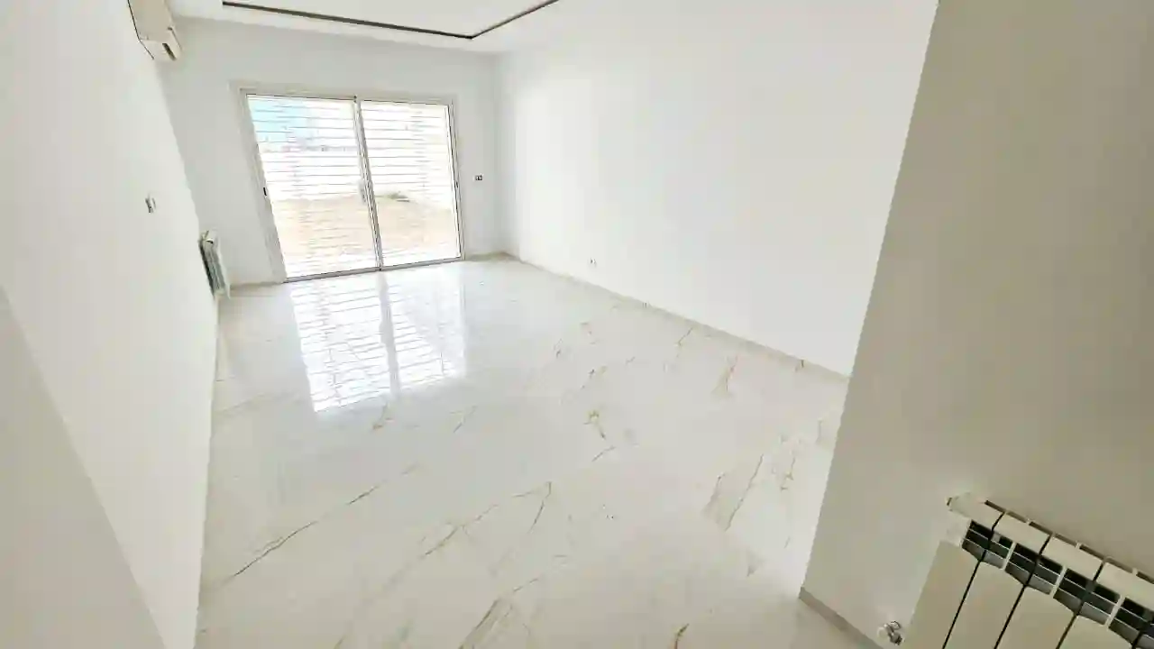 Un Appartement s2 Neuf à la Nouvelle Soukra à La Soukra - Vue 2