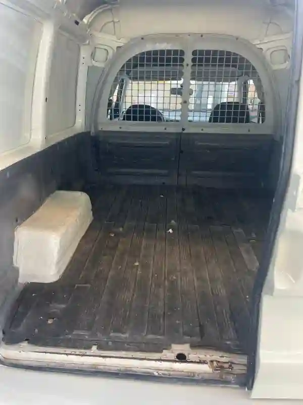 Volkswagen Caddy Diesel 2002 - Vue 6