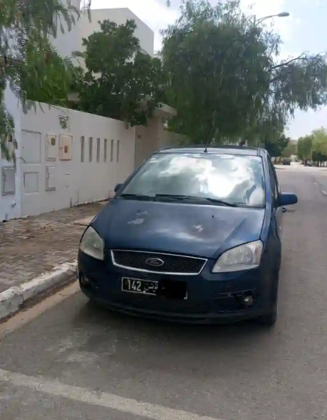 Ford Focus Cmax 1 6 Tdci à Ariana - Vue 2