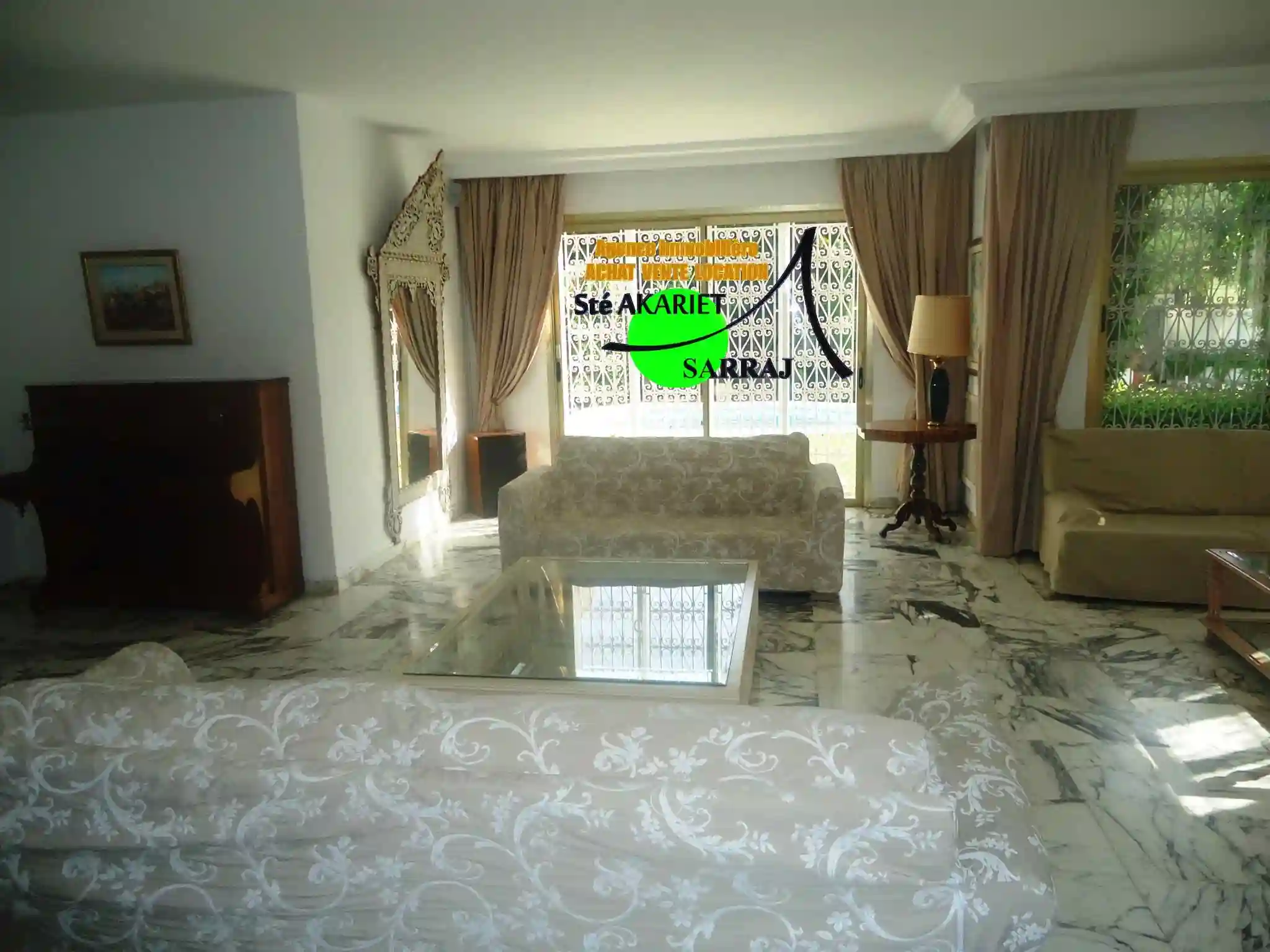 Villa de Prestige 1000m à Narjess el Kantaoui à El Kantaoui - Vue 1