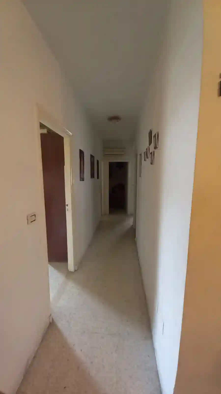 Av s3 Titré à Cite Ennkhilet - Vue 1