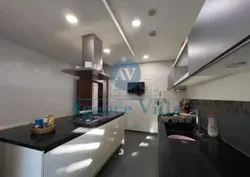 Un Triplex s3 à la Soukra Avec Jardin