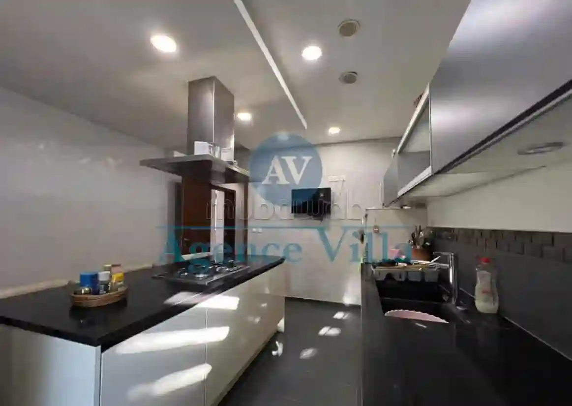 Un Triplex s3 à la Soukra Avec Jardin