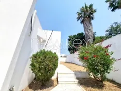 Une Villa de Plain Pied Avec Jardin à La Soukra