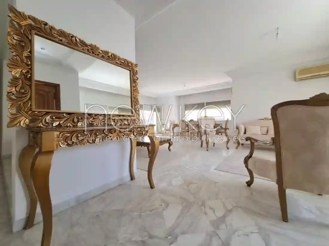 Une Villa de Plain Pied Avec Jardin à La Soukra - Vue 2