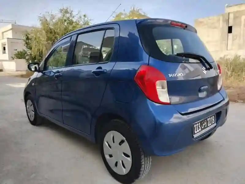 Suzuki Celerio Première Main EN État Neuf - Vue 5