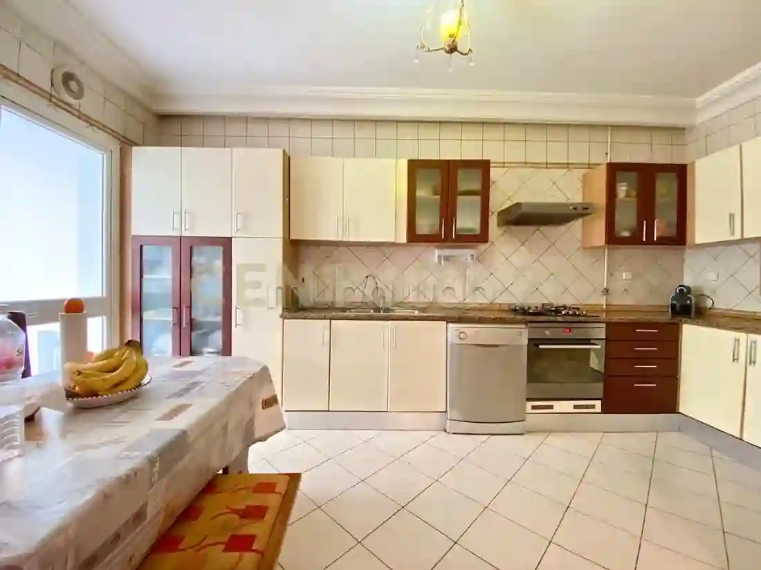 A Louer S3 Avec Chambre de Service Vide ou Meublé