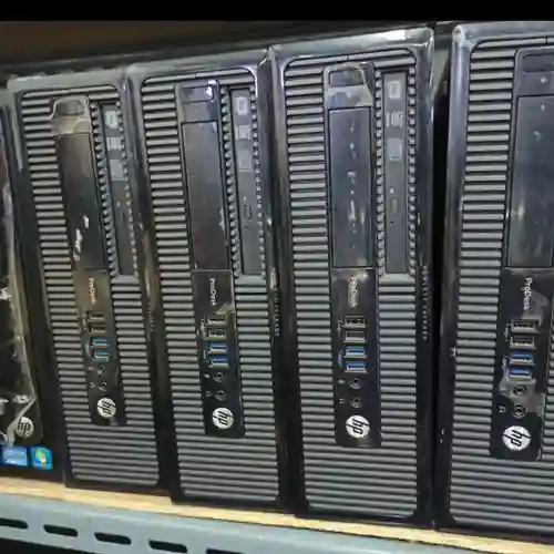 4 pcs hp Elitedesk Core i5 gen 7 à Bab Bhar - Vue 1