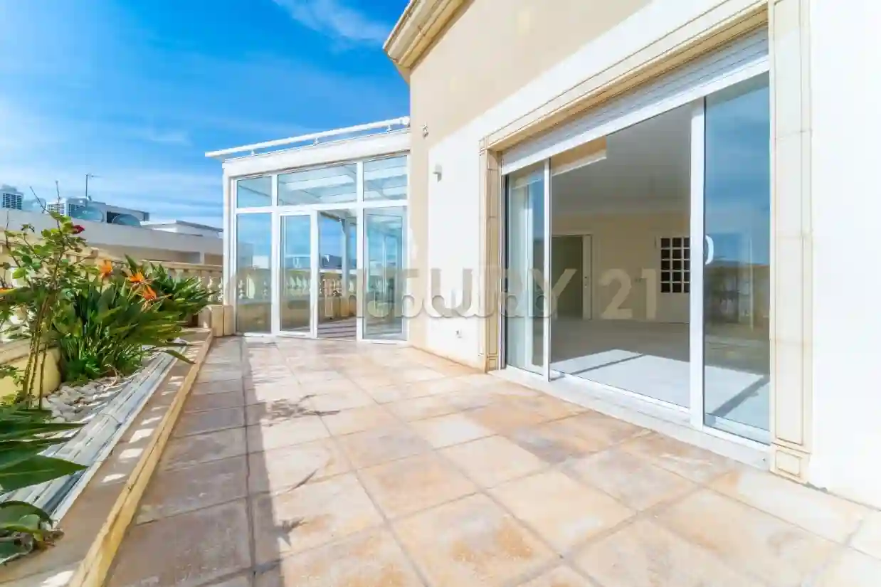 À Louer Penthouse S4 Avec Piscine et vue Dégagée - Vue 1