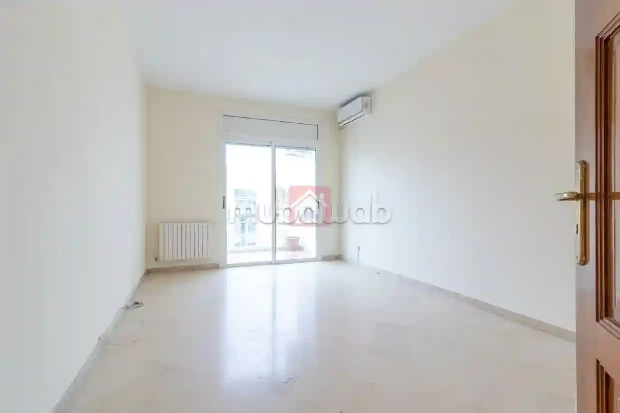 Bel et Spacieux Appartement à Menzeh 9B - Vue 2