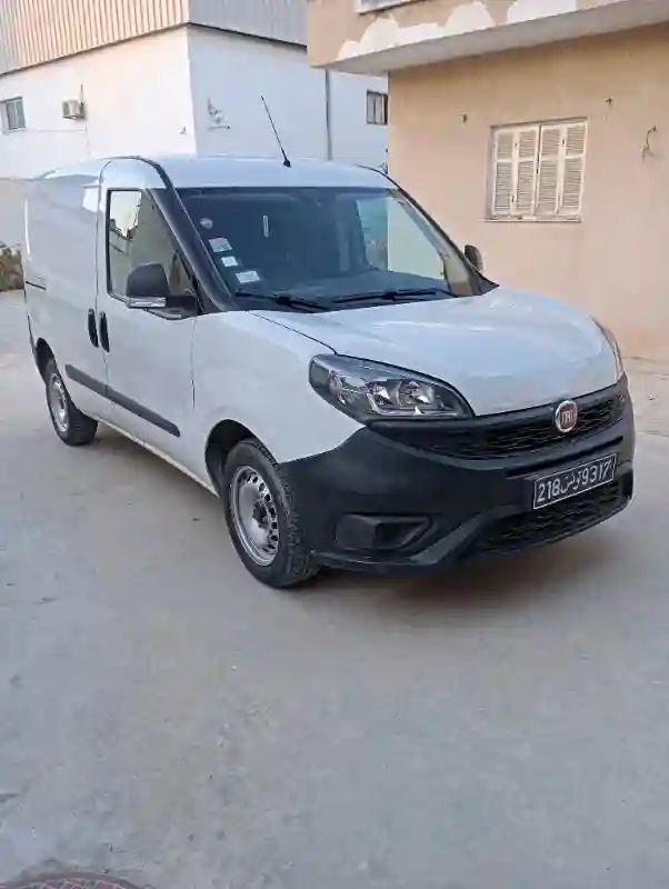 Fiat Doblo Diesel 2020 - Vue 6