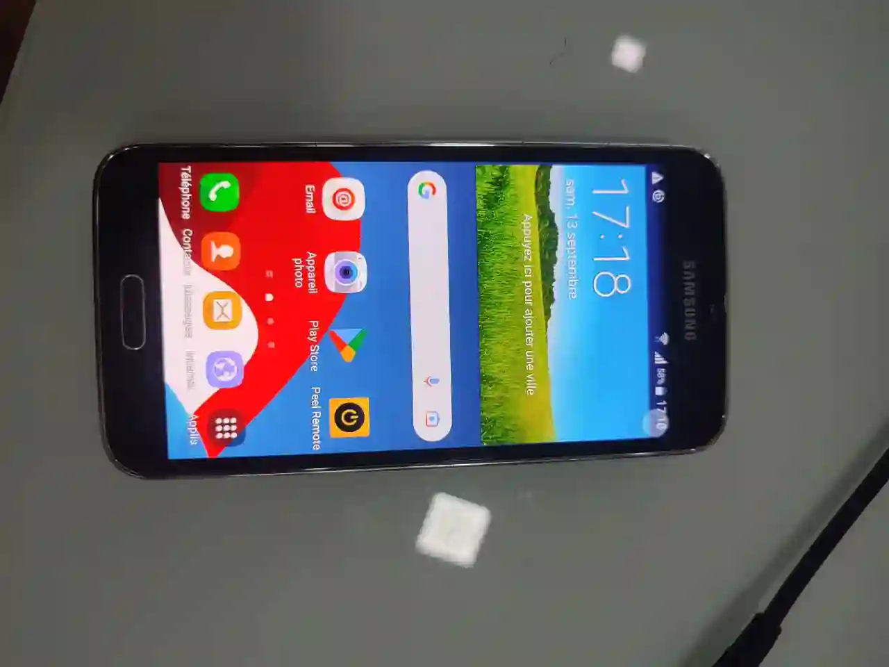 Samsung Galaxy s5 à Bou Mhel El Bassatine
