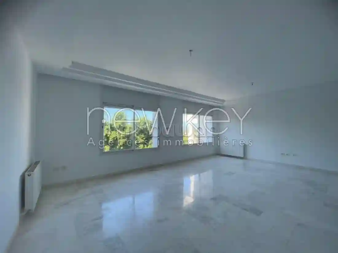 Appartement S2 à Vendre à Gammarth - Vue 1