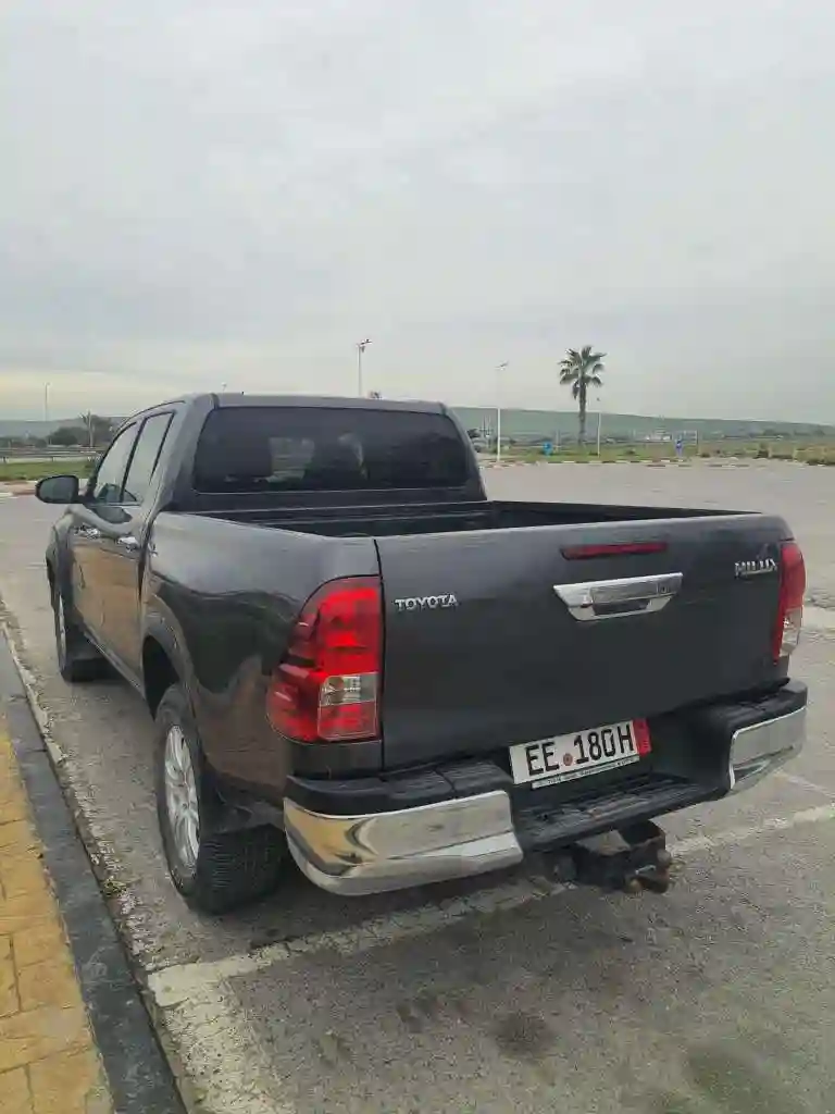 Toyota Hilux - Vue 2