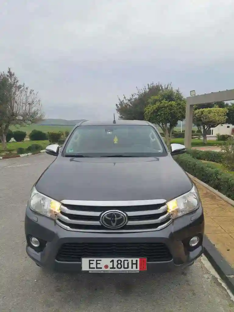 Toyota Hilux - Vue 4