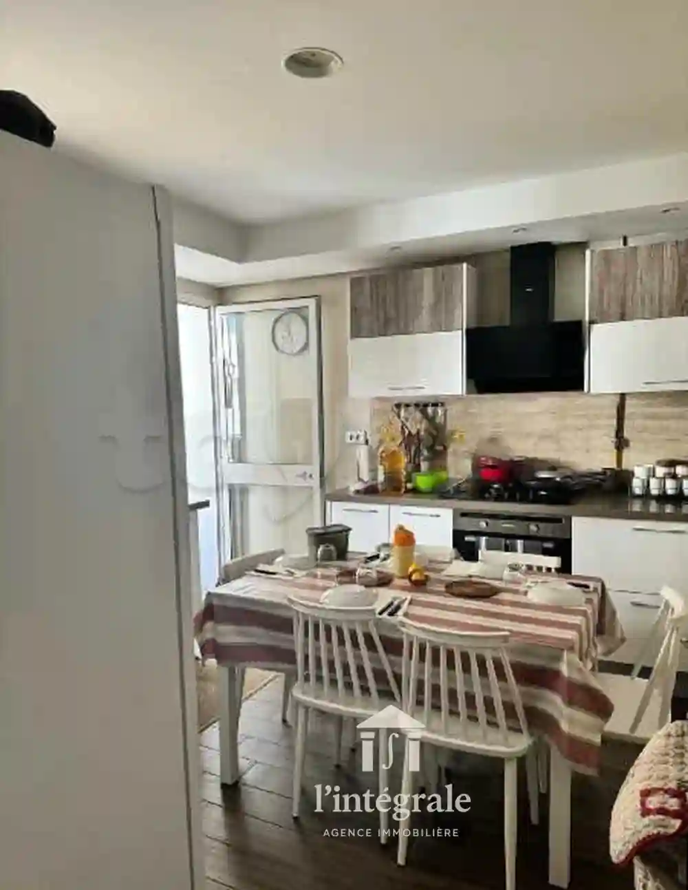 Appartement s4 Opportunité Unique à El Aouina - Vue 4