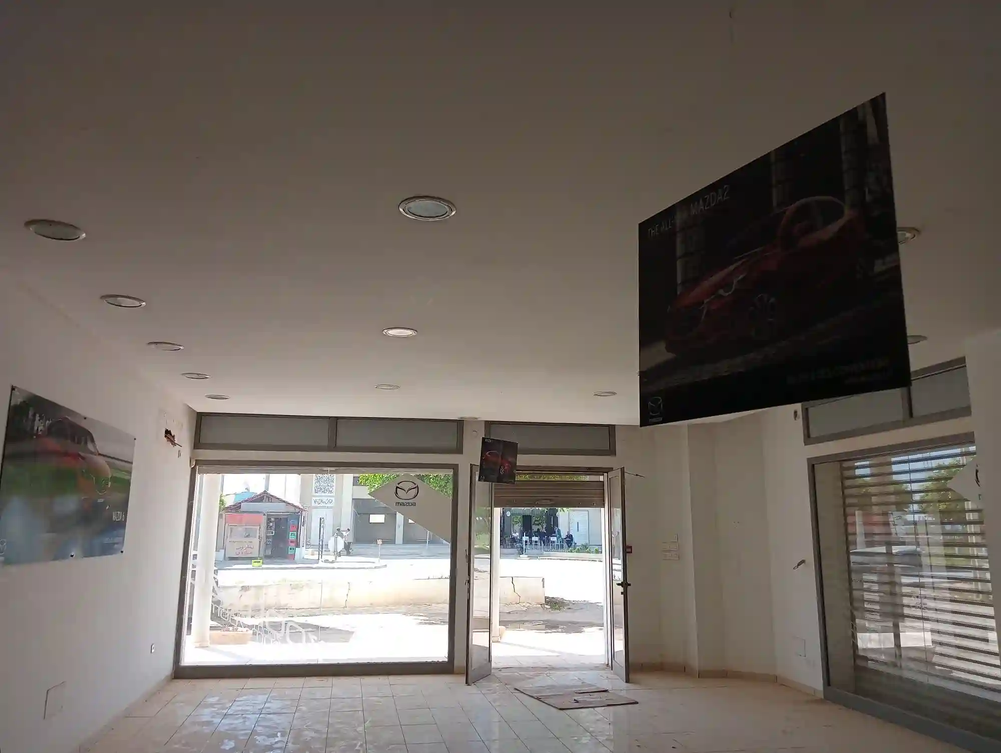 Showroom Équipé Atelier ex Mazda - Vue 5