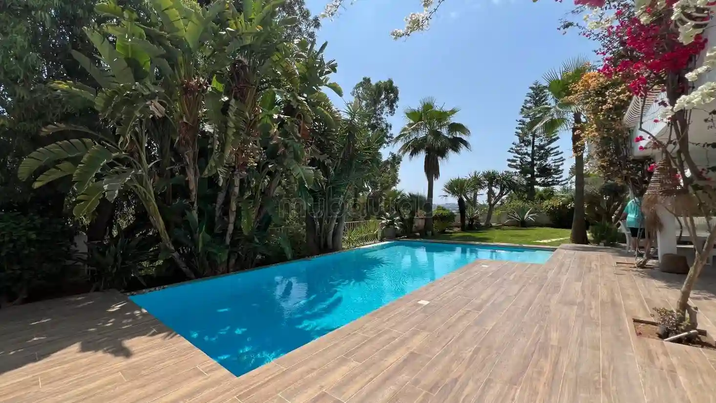RDC Meublé D’une Villa à Gammarth - Vue 2