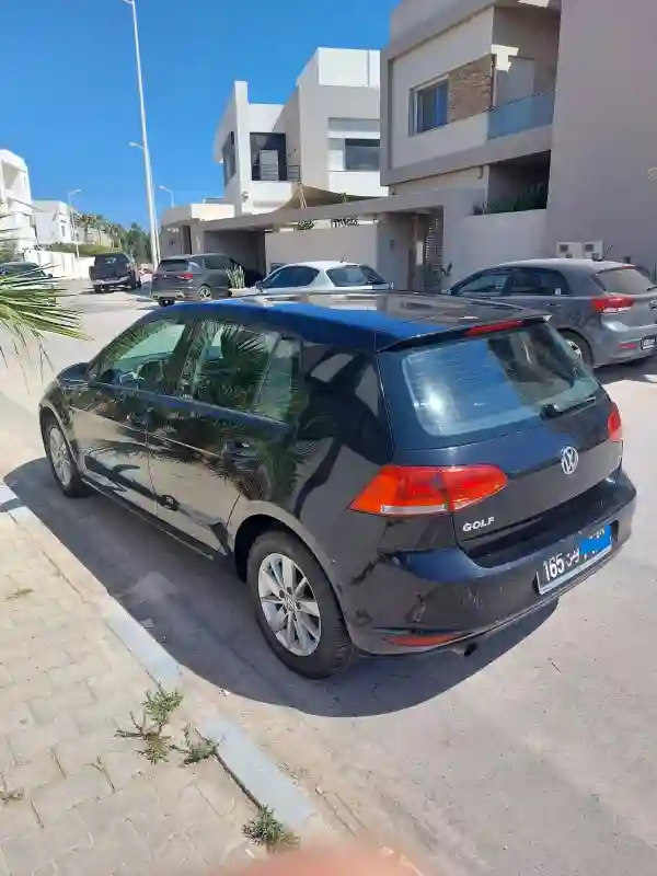 Volkswagen Golf Essence 2013 - Vue 2