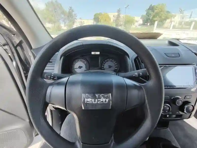 Dmax Intercooler 25 Turbo Diesel - Vue 4