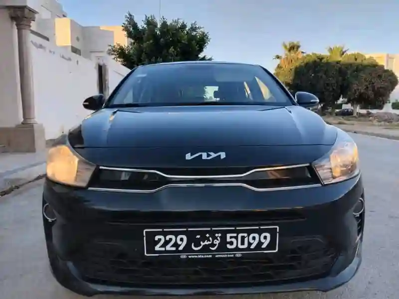 KIA RIO Coupé Première Main EN Excellent État - Vue 4